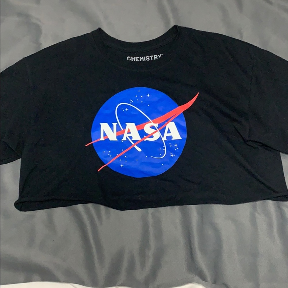 Graphic Crop Tee
